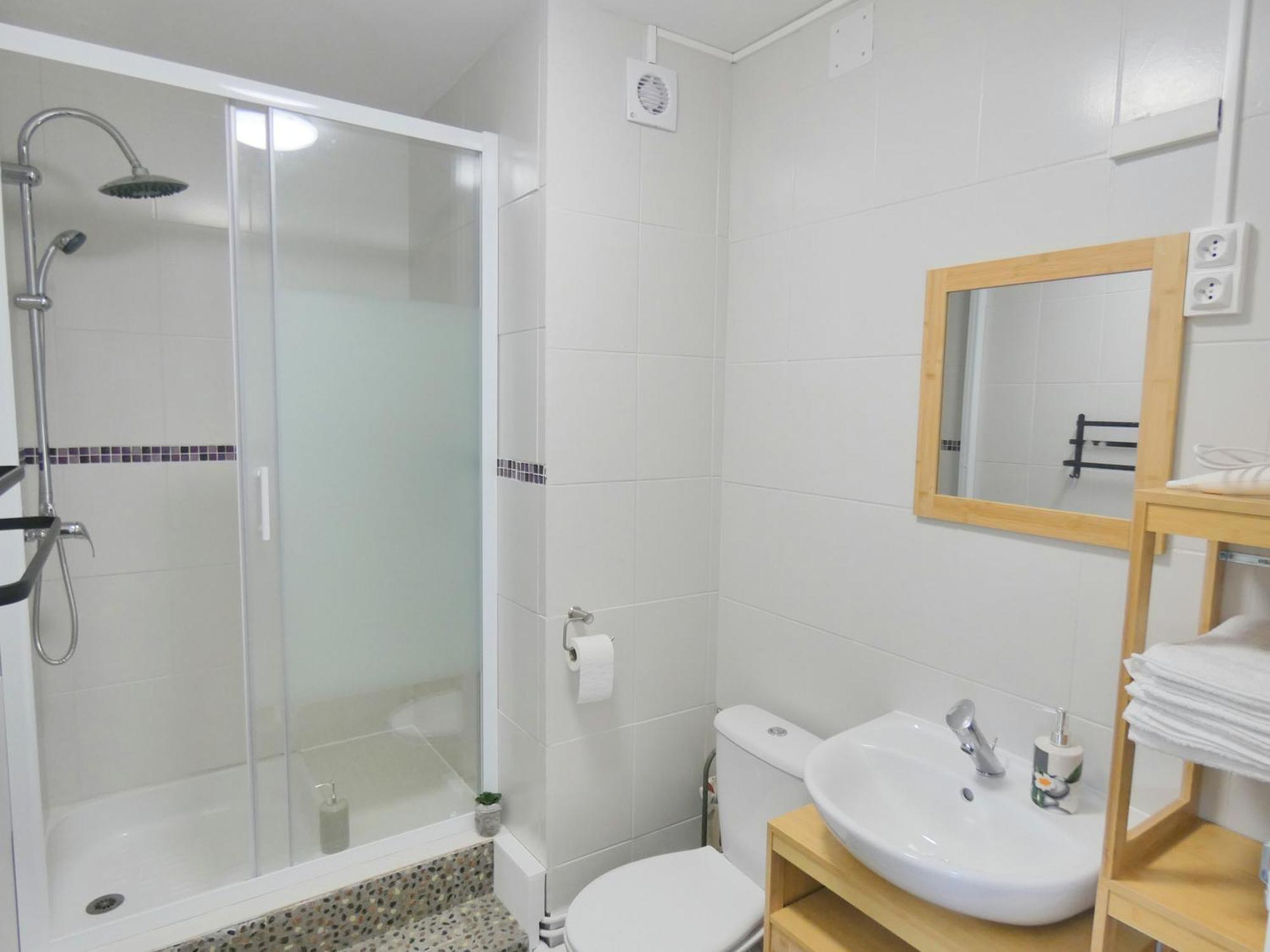 37M2 Lumineux Face Gare Sncf, Wifi Et Cafe Et The Offerts Apartment Orleans Exterior photo